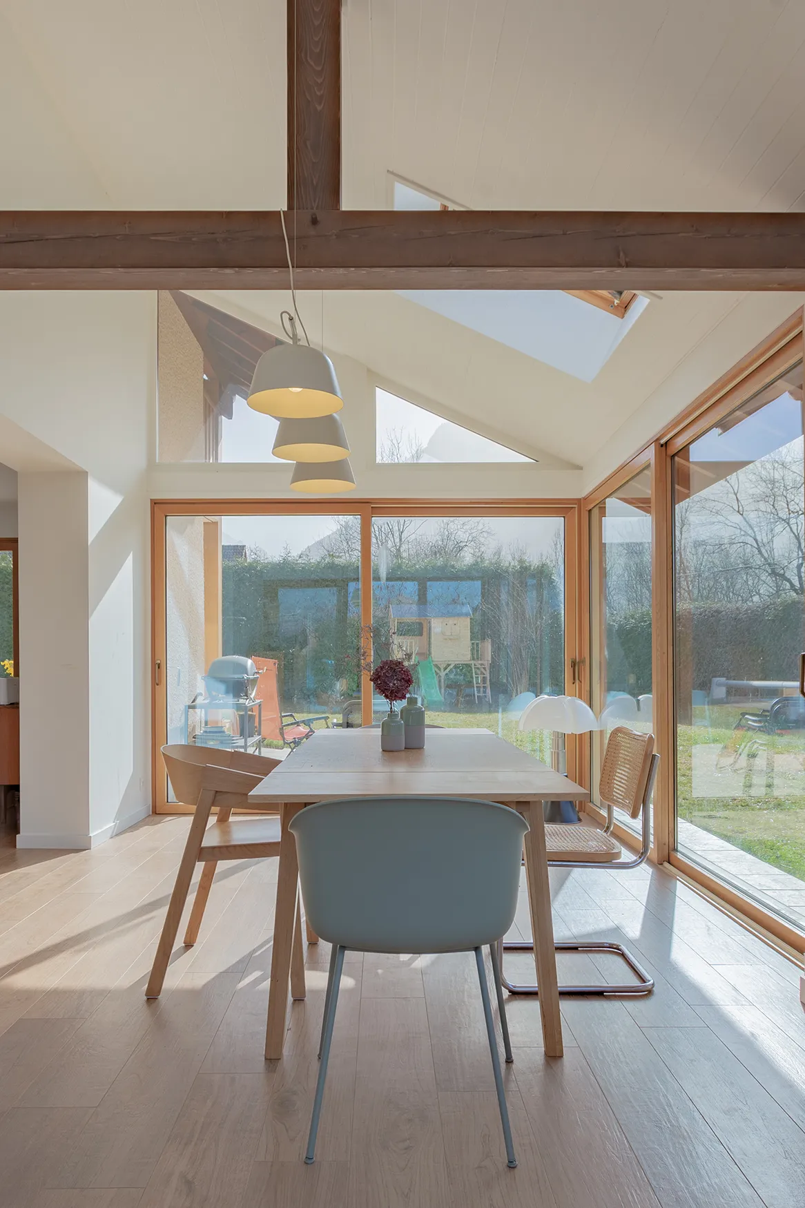Maison R. - Rénovation d'une maison à Doussard par Céline Commaille Architecte
